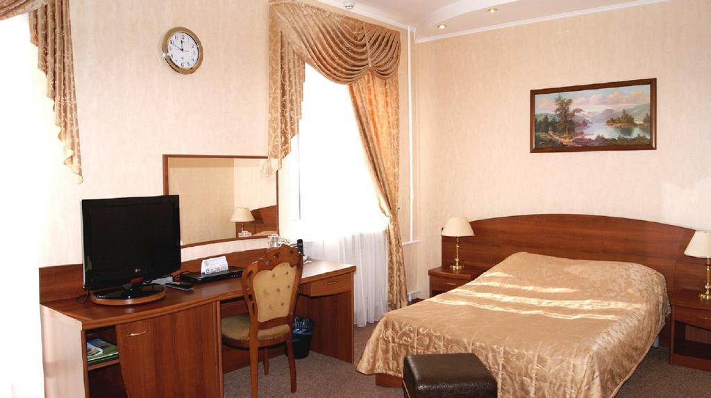 Sibir Hotel Tomsk Extérieur photo
